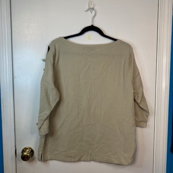 Lulu B Tan top - Picture 5 of 5